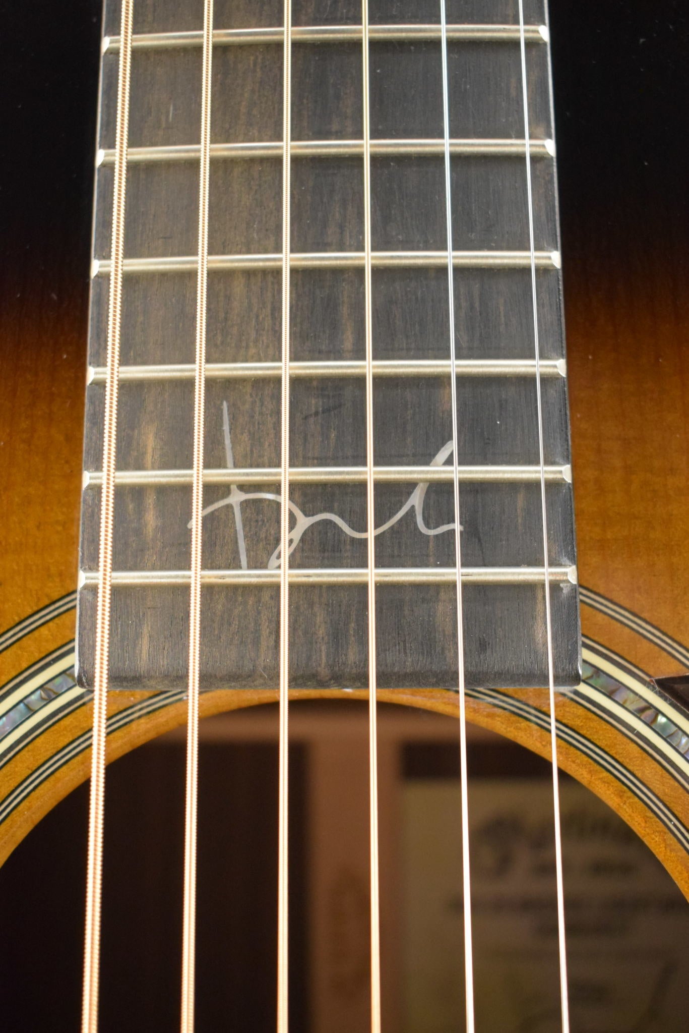 Martin 000-28 Brooke Ligertwood Sunburst #339