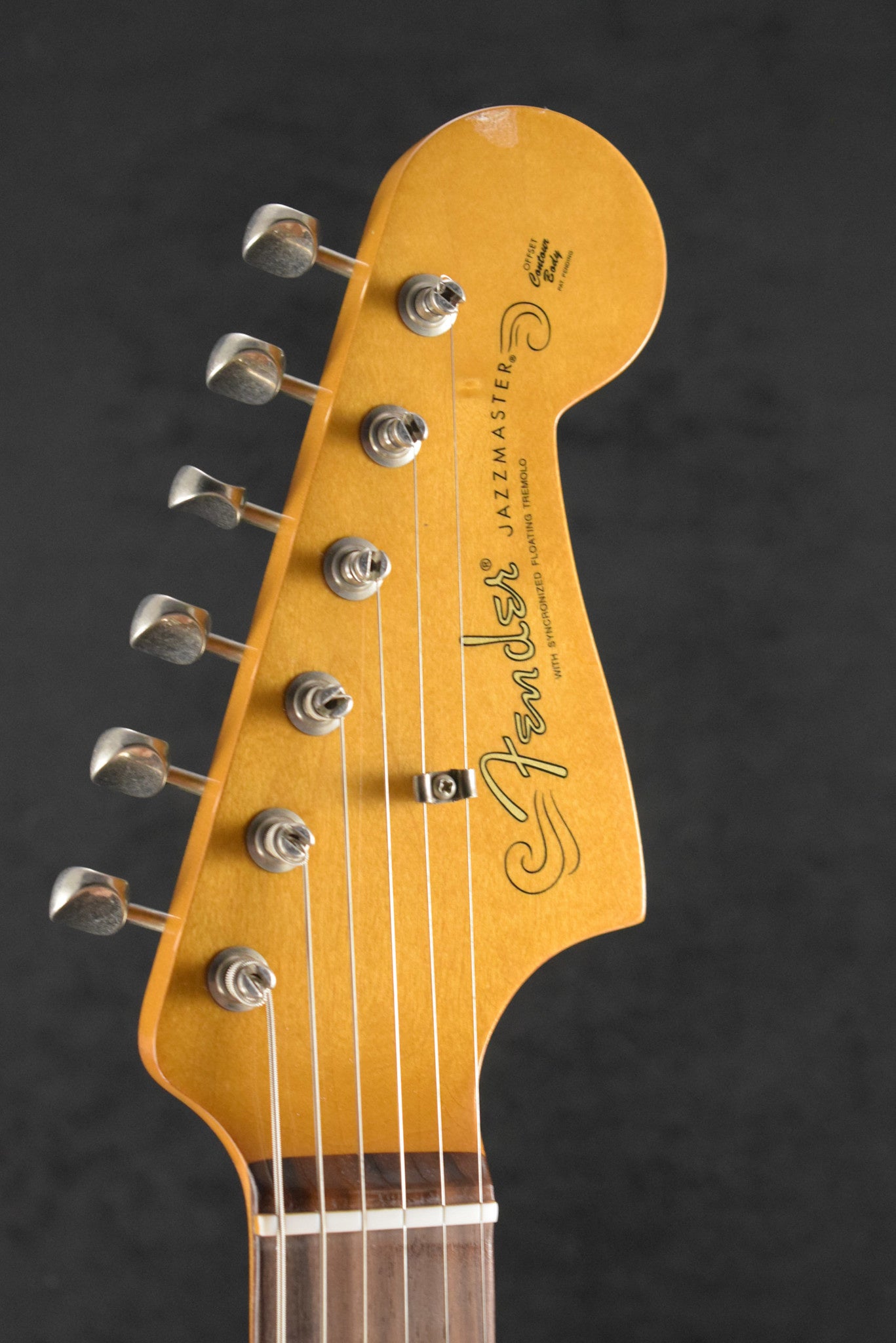 Fender Limited Edition Vintera II Road Worn '50s Jazzmaster 3-Color Sunburst Rosewood Fingerboard