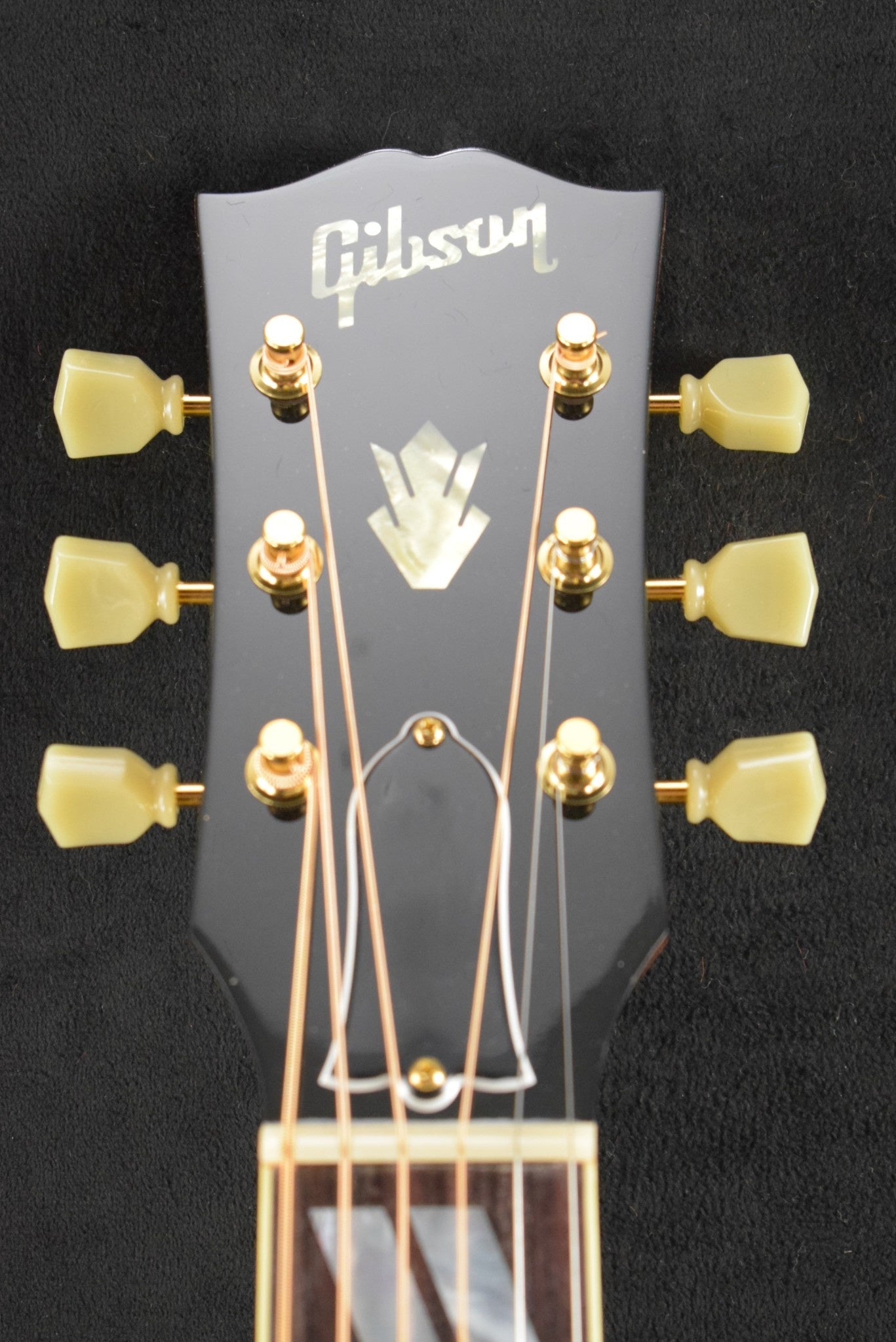 Gibson Rosanne Cash J-185 Heritage Cherry Sunburst