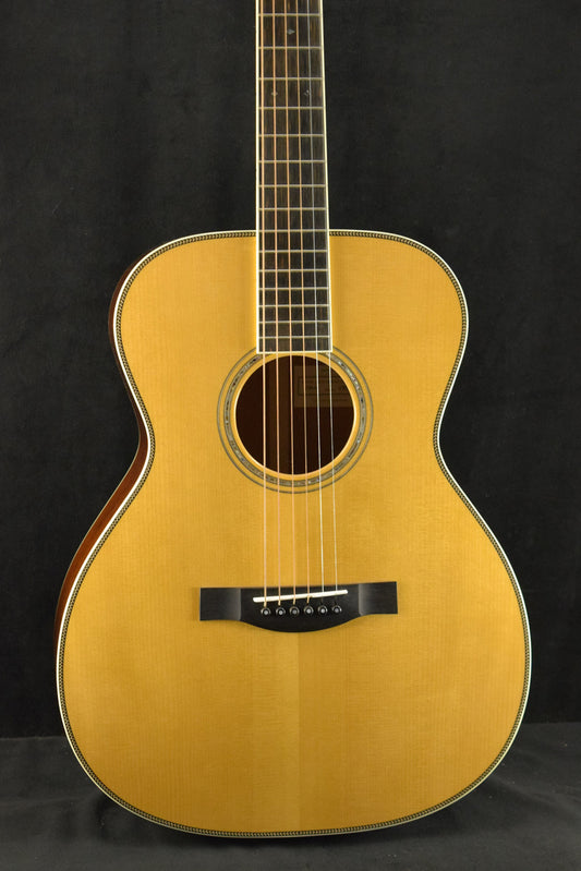 Santa Cruz Custom OM Orchestra Model Adirondack Spruce Top Natural