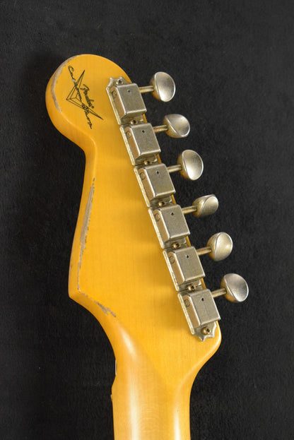 Fender 1957 Stratocaster Heavy Relic Aged Surf Green 1-Piece Rift Sawn Maple Neck Fingerboard