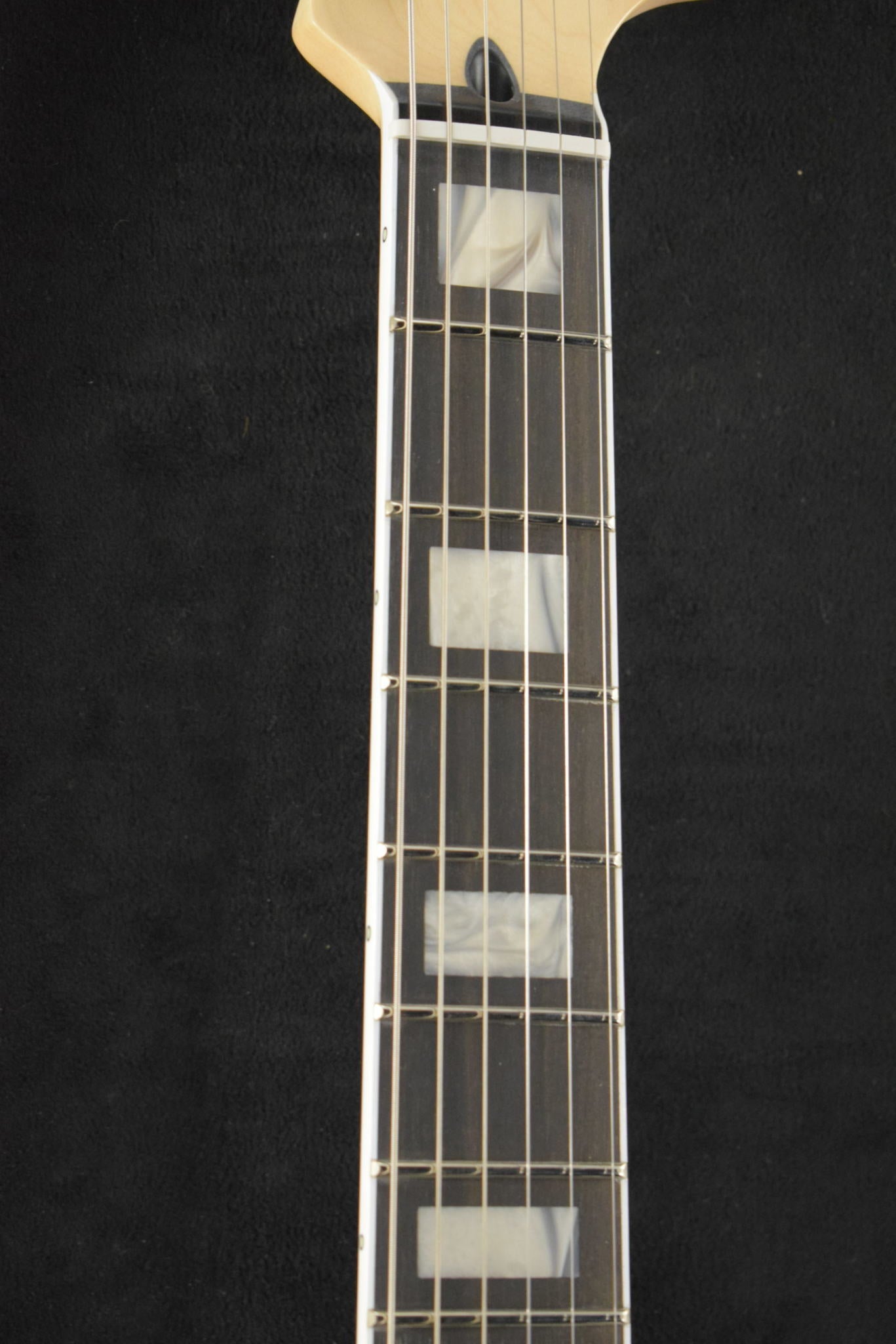 Fender Jim Root Jazzmaster V4 Flat White Ebony Fingerboard