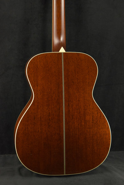 Santa Cruz Custom OM Orchestra Model Adirondack Spruce Top Natural