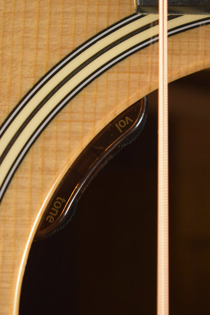 Taylor Gold Label 717e Natural