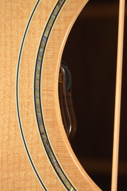 Gibson J-185 EC Modern Acoustic-Electric Cutaway Walnut Antique Natural