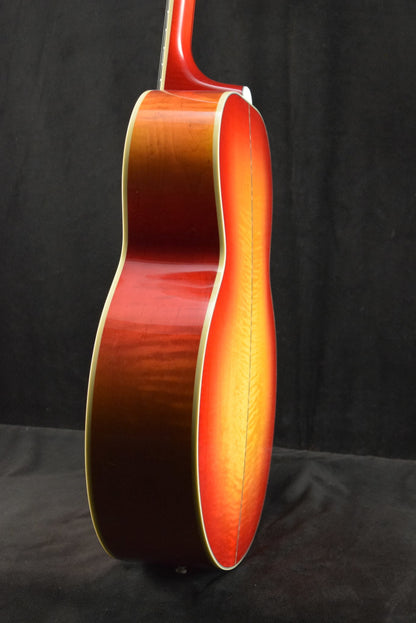 Gibson Johnny Cash SJ-200 Vintage Cherry Sunburst