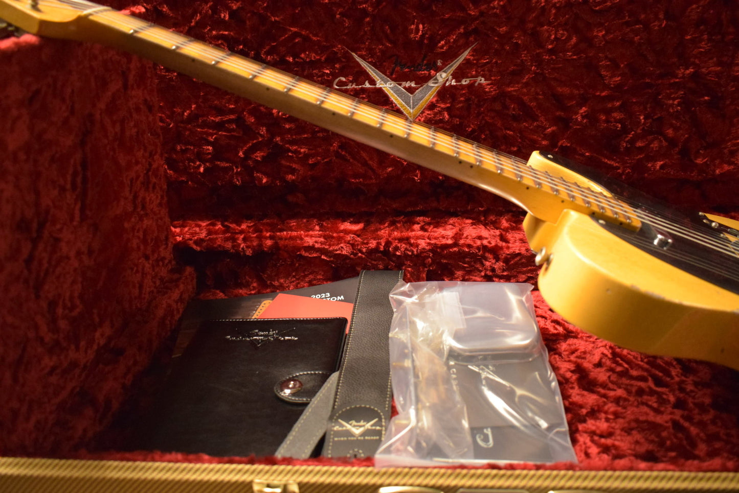 Fender Time Machine '52 Telecaster Heavy Relic Aged Nocaster Blonde