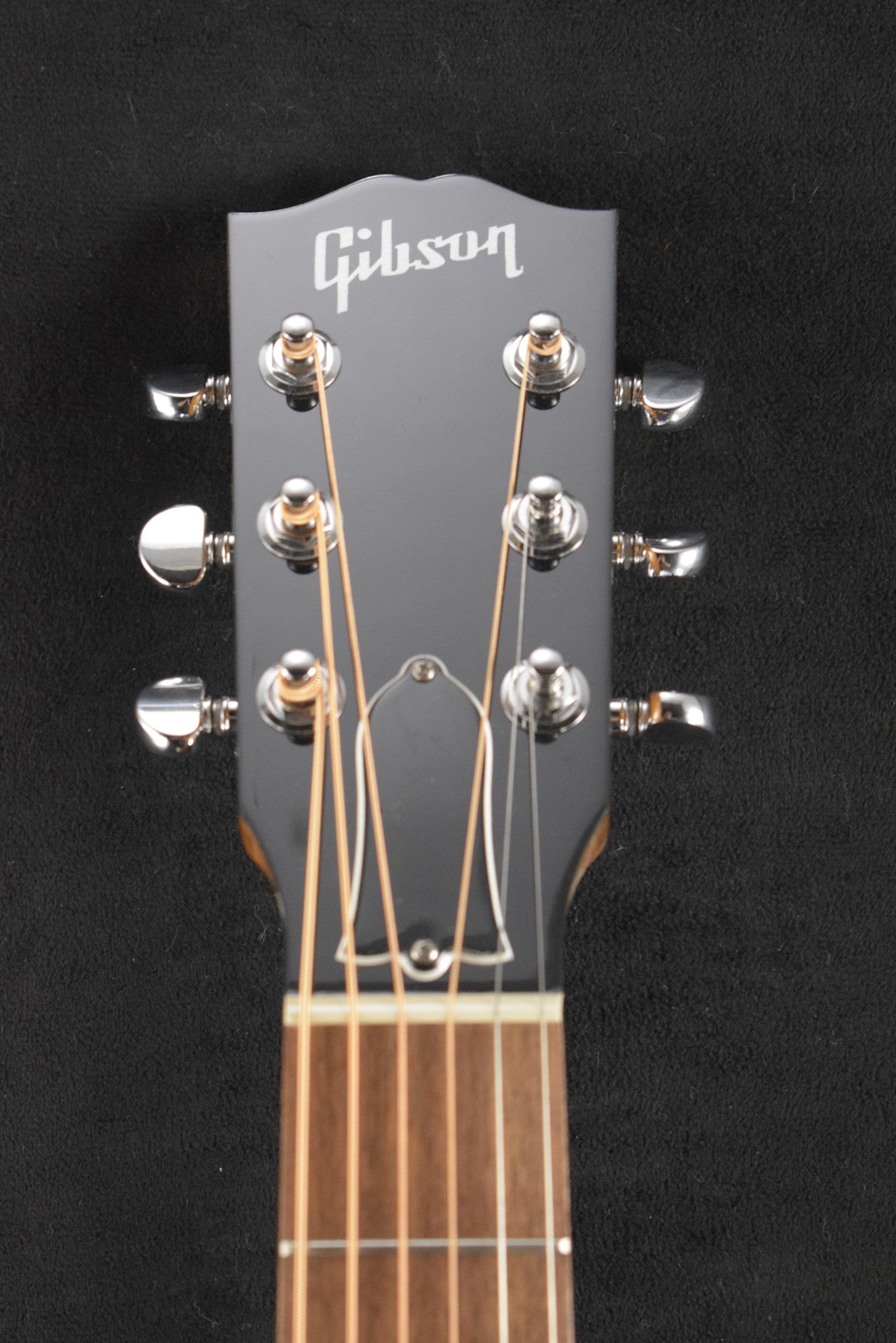 Gibson J-185 EC Modern Acoustic-Electric Cutaway Walnut Antique Natural