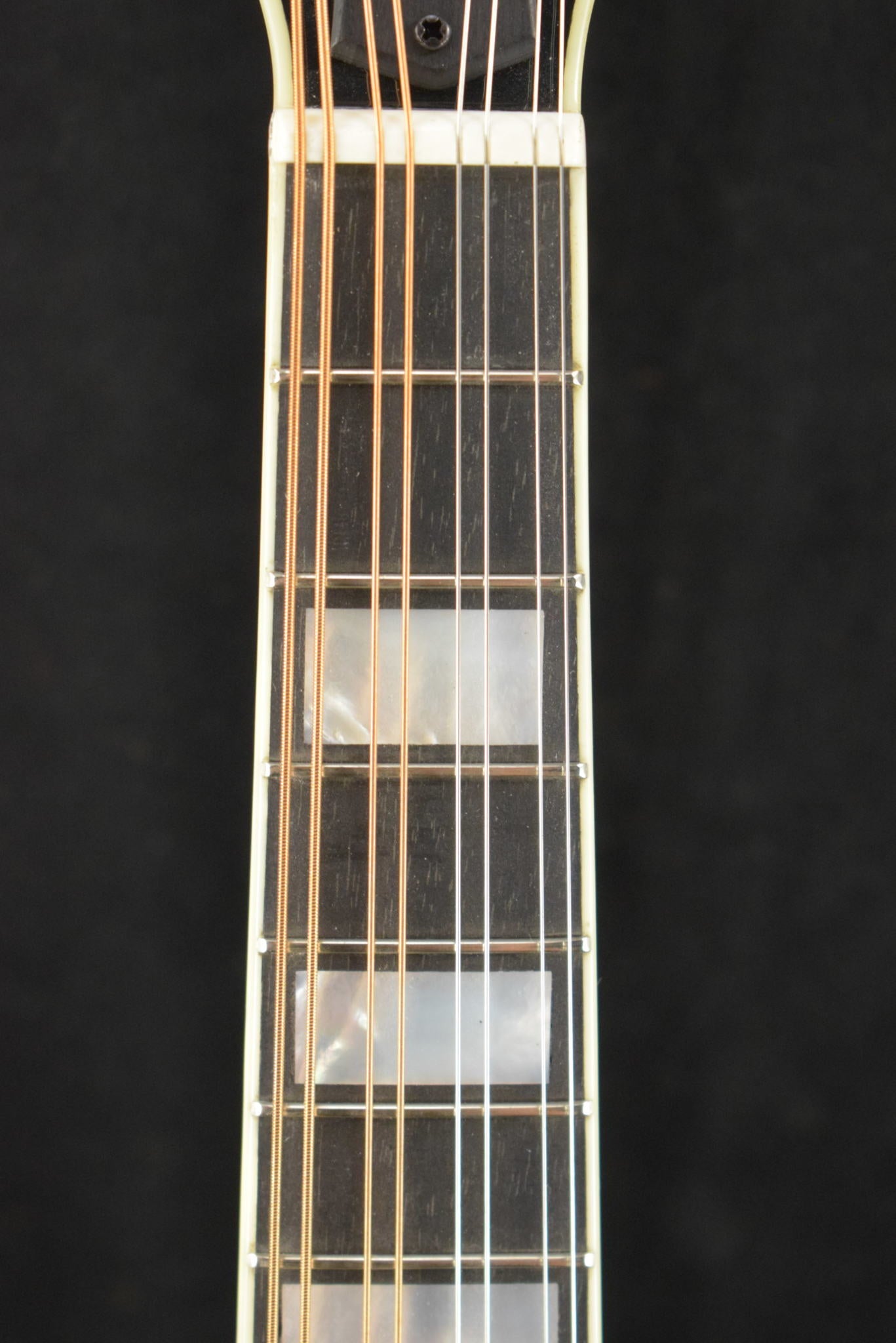 Eastman MD614-GB F-Style Oval-Hole Electric Mandolin Goldburst