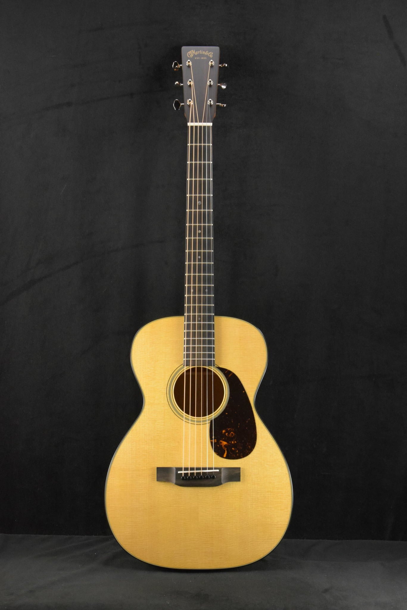 Martin 0-18 Natural