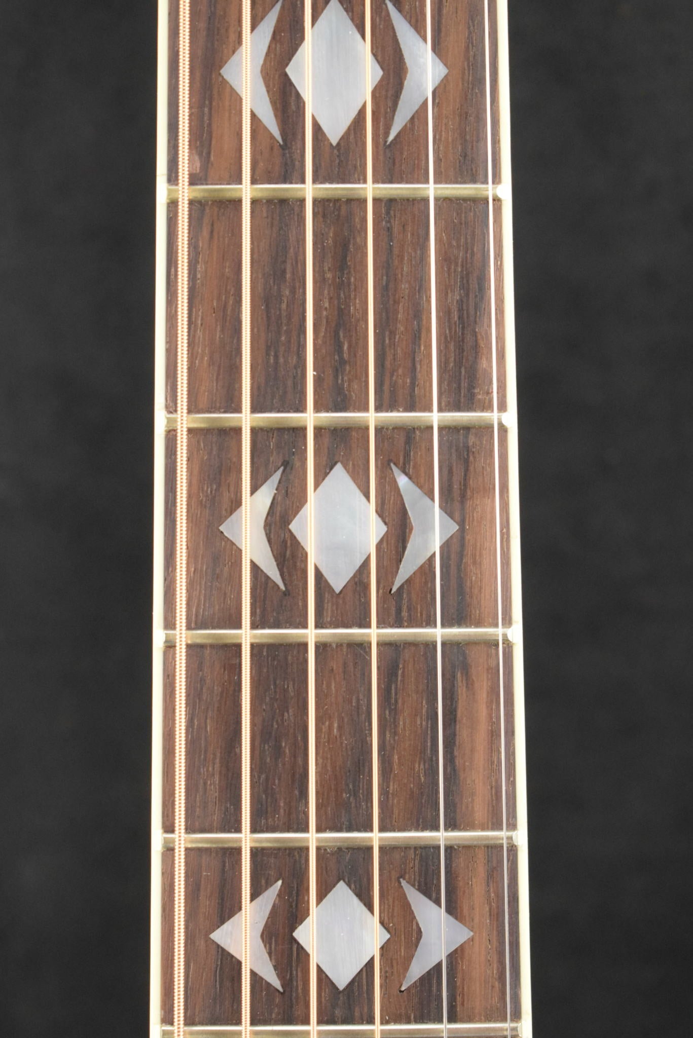 Gibson Custom Shop Advanced Jumbo Adirondack Red Spruce Top Vintage Sunburst Fuller's Exclusive