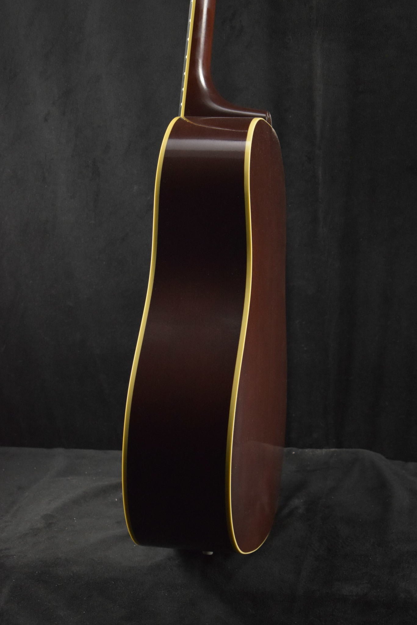 Gibson Custom Shop 1939 J-55 Faded Vintage Sunburst