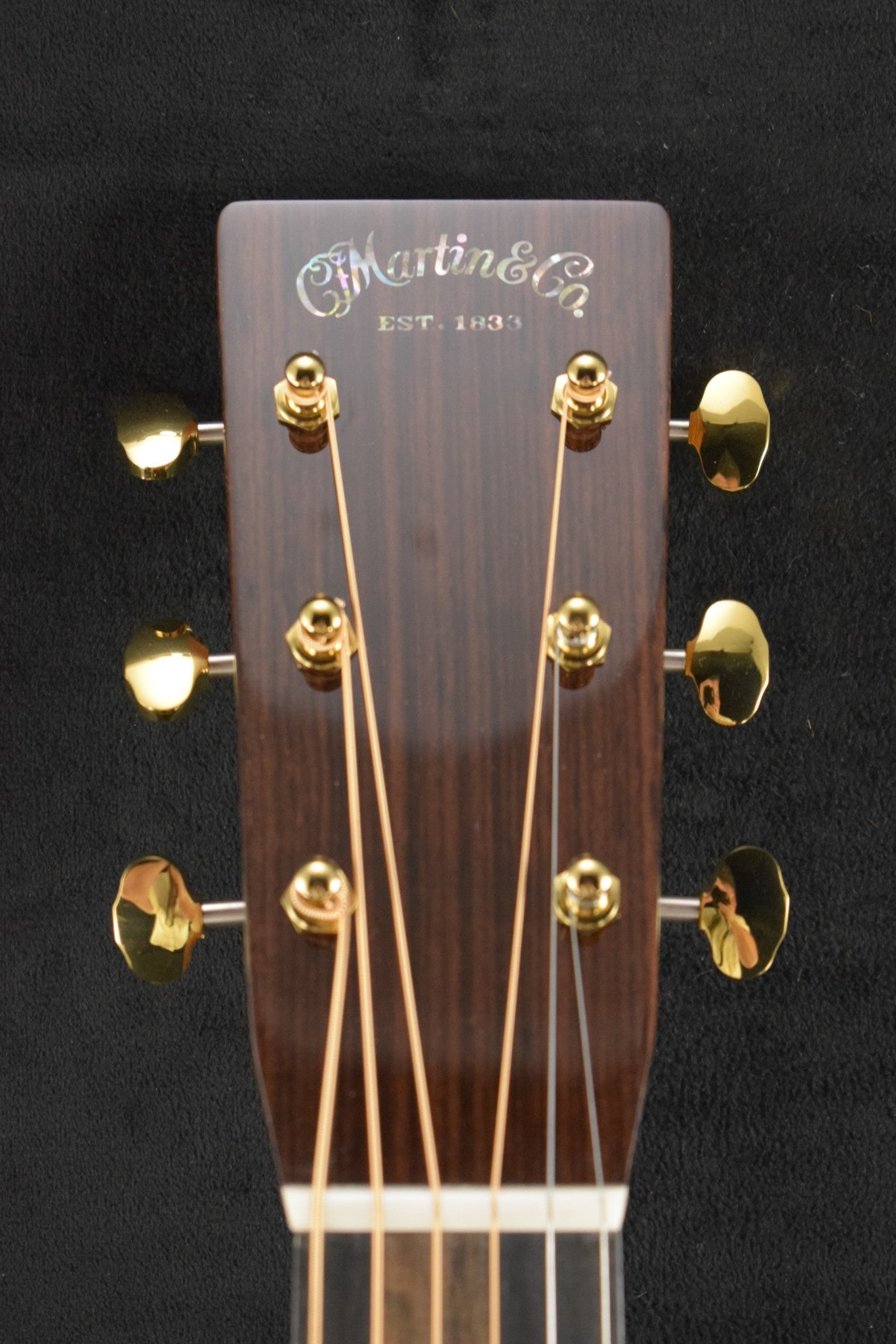 Martin 000-28E Modern Deluxe Fishman Aura VT Blend