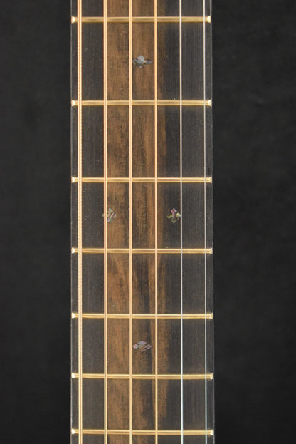 Martin 000-28E Modern Deluxe Fishman Aura VT Blend