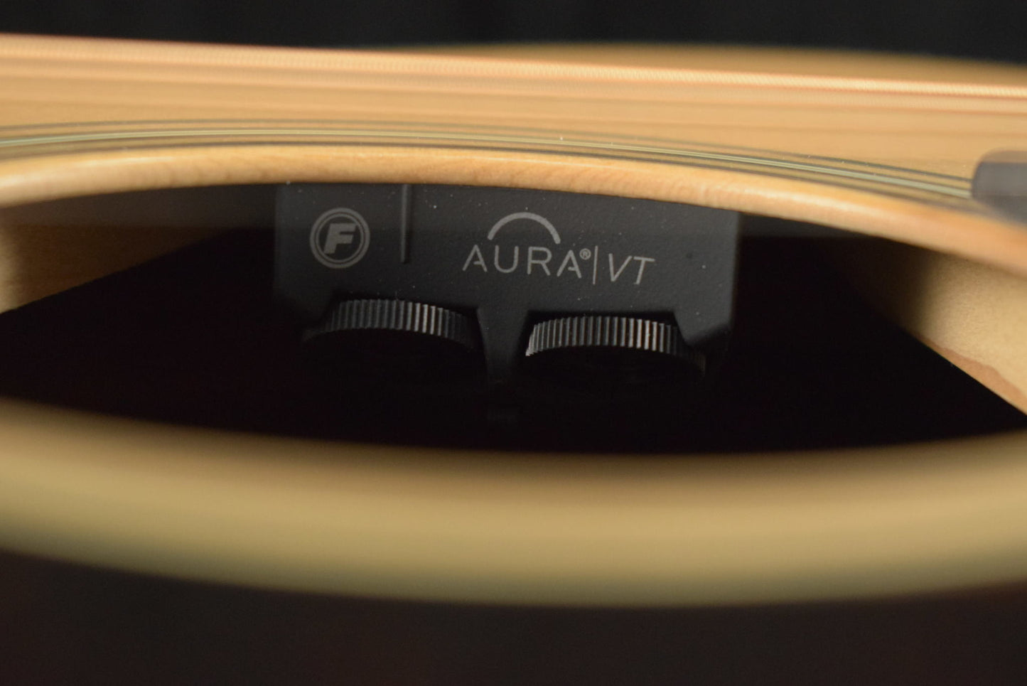 Martin 000-28E Modern Deluxe Fishman Aura VT Blend