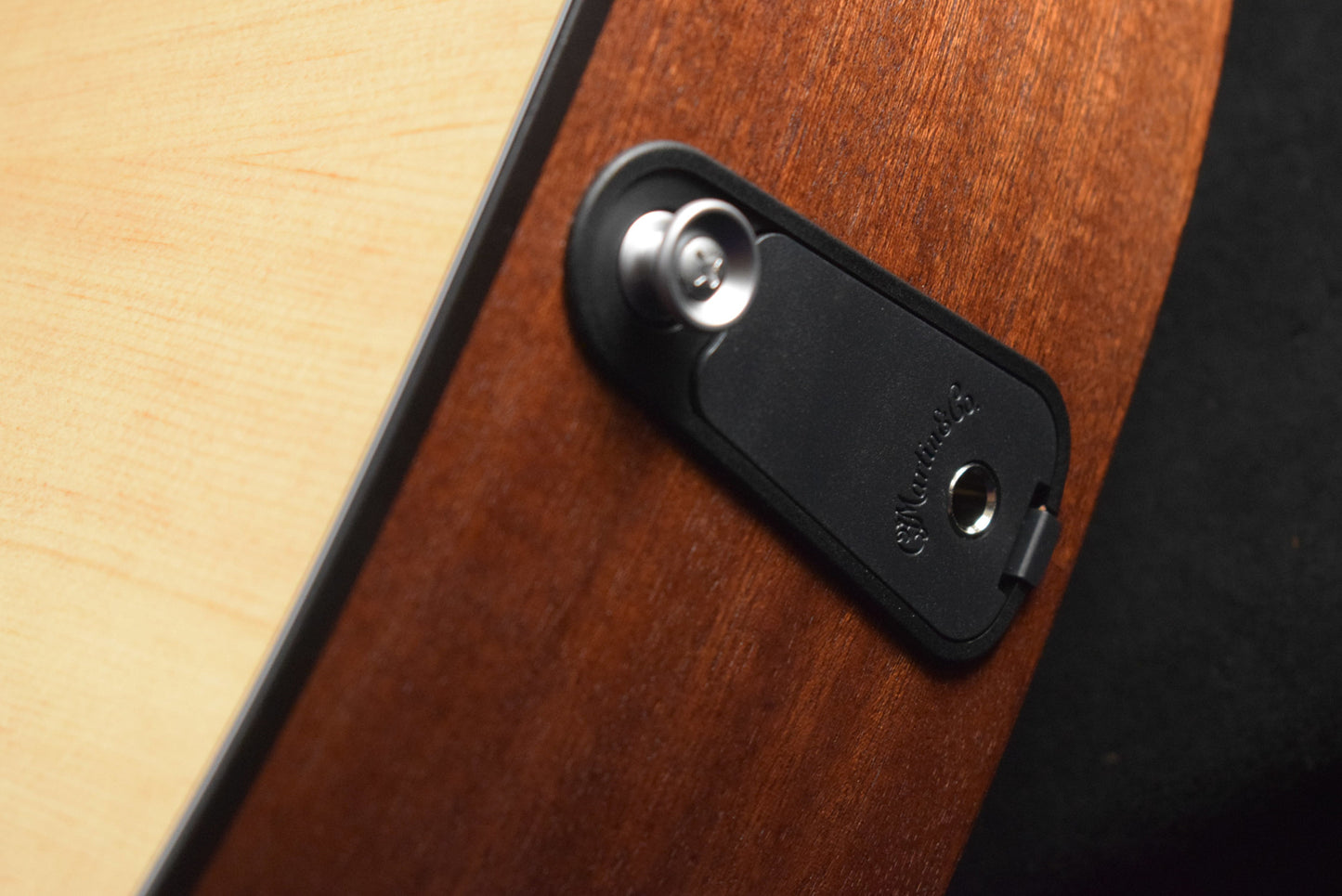 Martin D Jr E Acoustic-Electric Dreadnought Junior Spruce/Sapele Satin