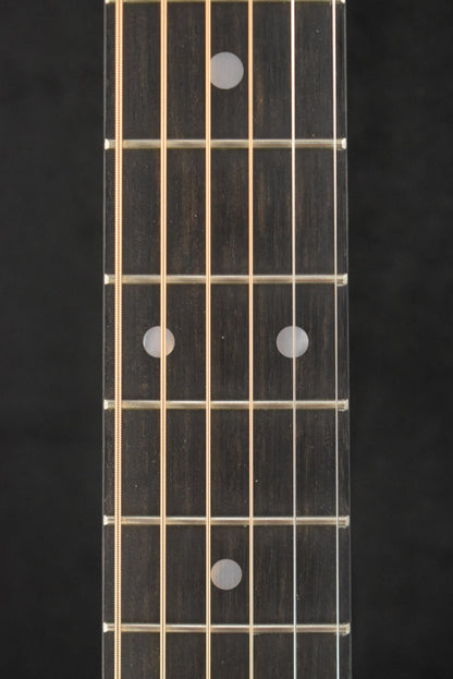 Martin D-28 StreetLegend