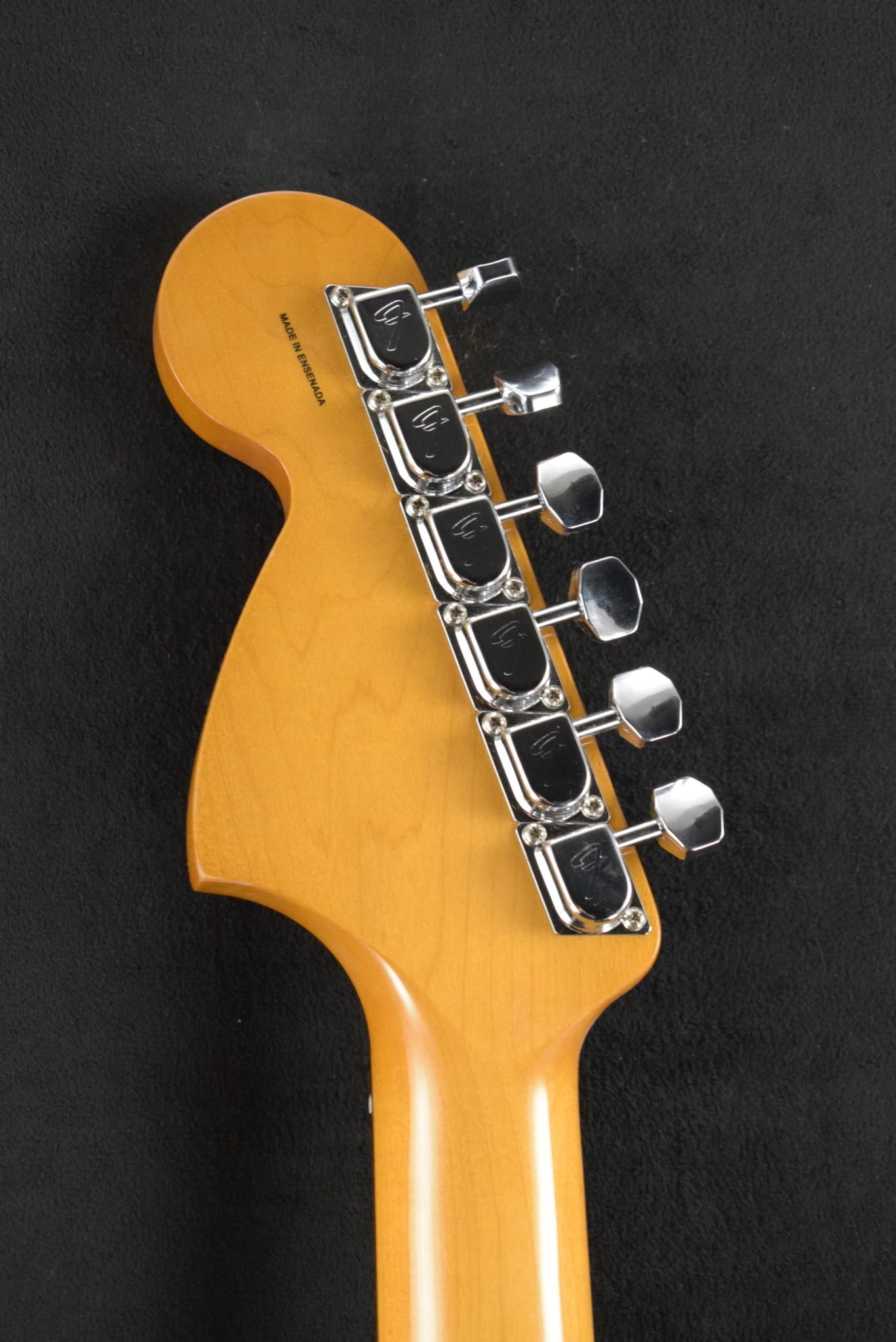 Fender 70th Anniversary Antigua Stratocaster Antigua Rosewood Fingerboard