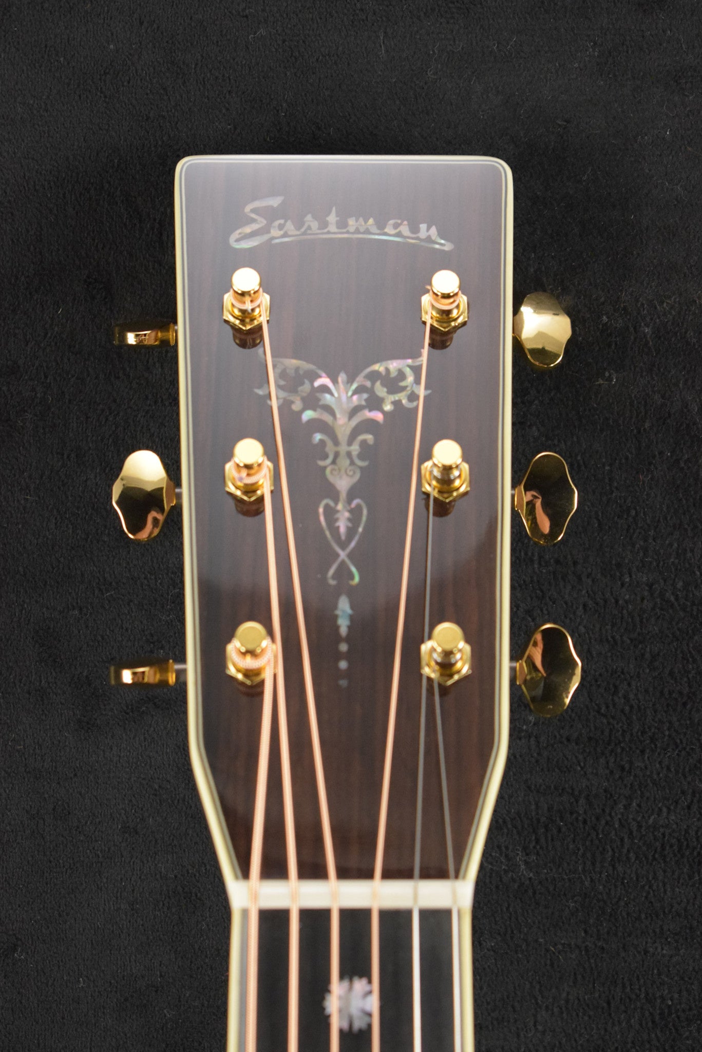 Eastman E40OM-TC Orchestra Model Thermo-Cure Natural Truetone Gloss