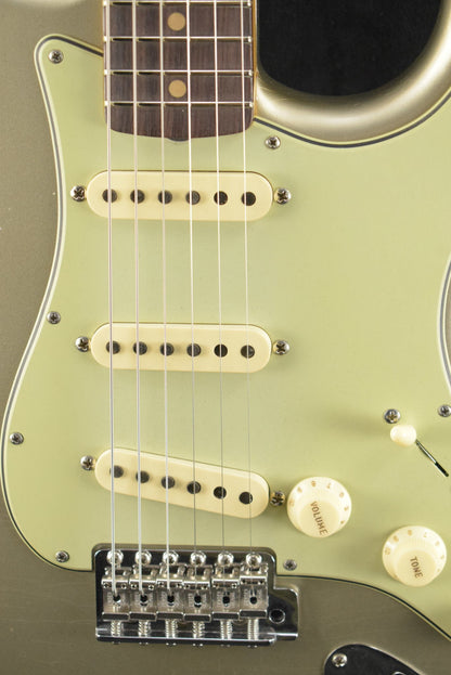 Fender Ltd Ed '64 Stratocaster - Journeyman Relic with Closet Classic Hardware - Aged Inca Silver
