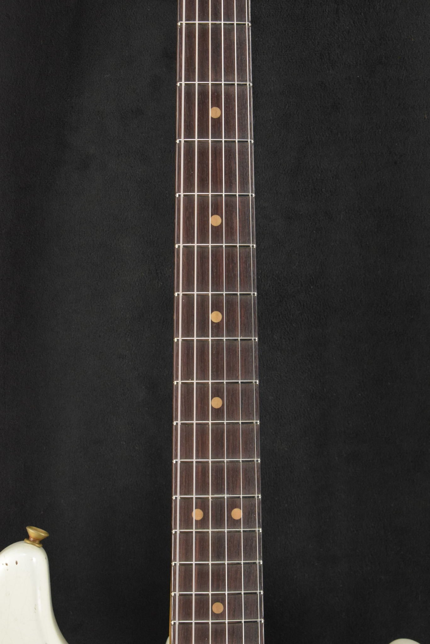 Fender Limited Edition 1964 L-Series Stratocaster Heavy Relic 3A Aged Olympic White