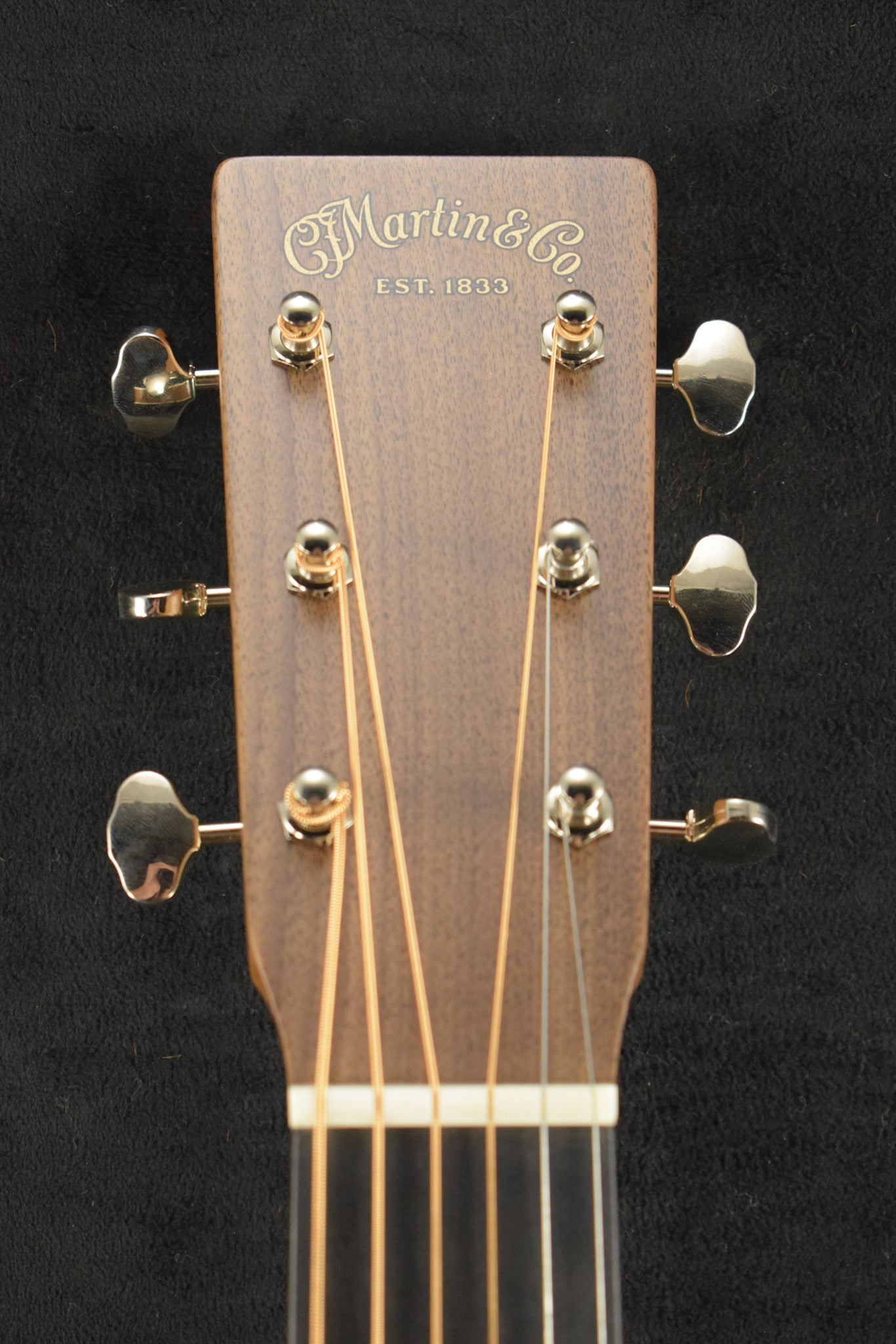 Martin Custom Shop 10CMDBLKWALNUT Dreadnought 14-Fret Black Walnut
