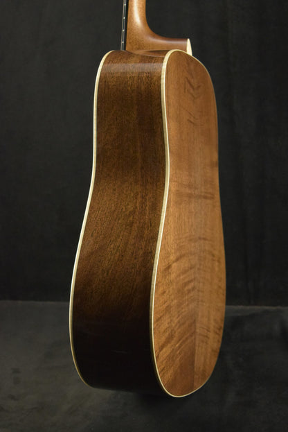 Martin Custom Shop 10CMDBLKWALNUT Dreadnought 14-Fret Black Walnut