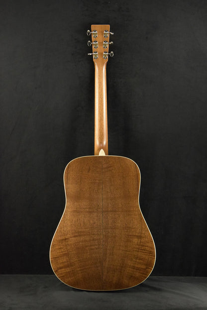 Martin Custom Shop 10CMDBLKWALNUT Dreadnought 14-Fret Black Walnut