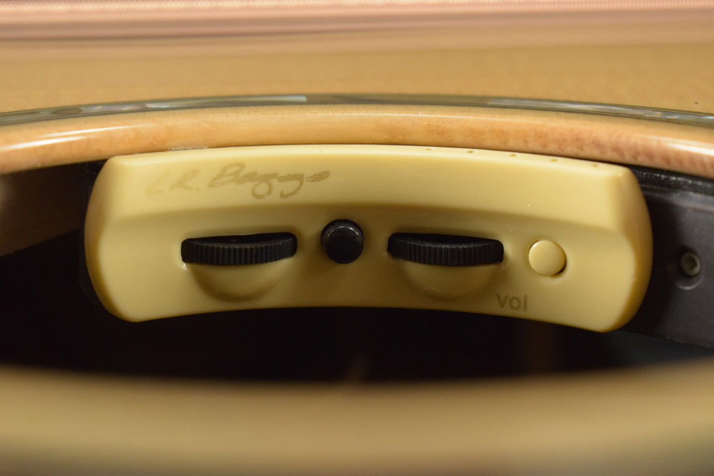 Eastman AC822CE-FF Fan Fret Acoustic Electric Grand Auditorium Natural Truetone Gloss