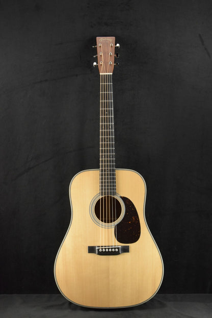 Martin D-28 Authentic 1937 VTS Natural