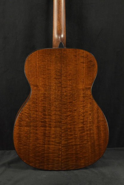 Martin Custom Shop 000 Sitka Spruce VTS Quilted Pommele Sapele Natural