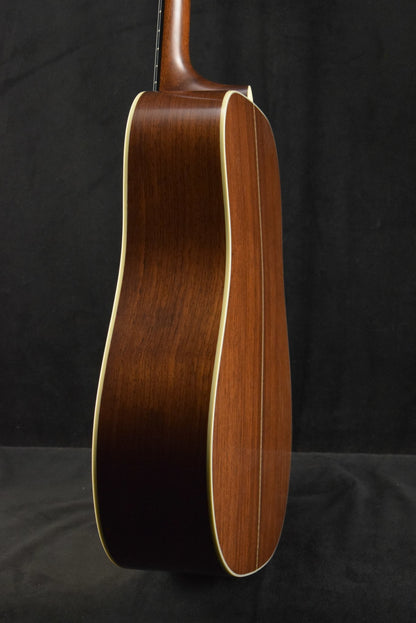 Martin D-28 Authentic 1937 VTS Natural