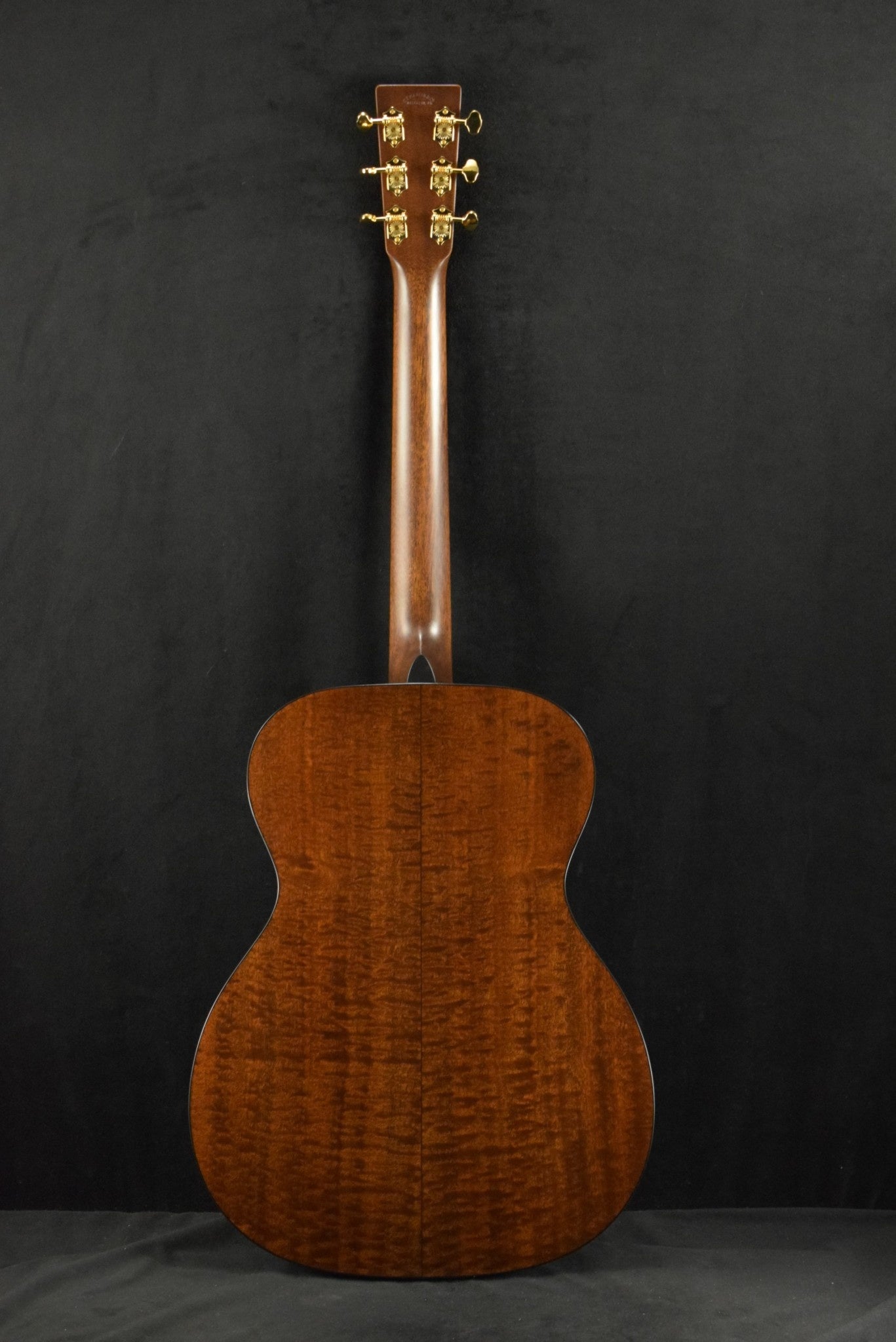 Martin Custom Shop 000 Sitka Spruce VTS Quilted Pommele Sapele Natural