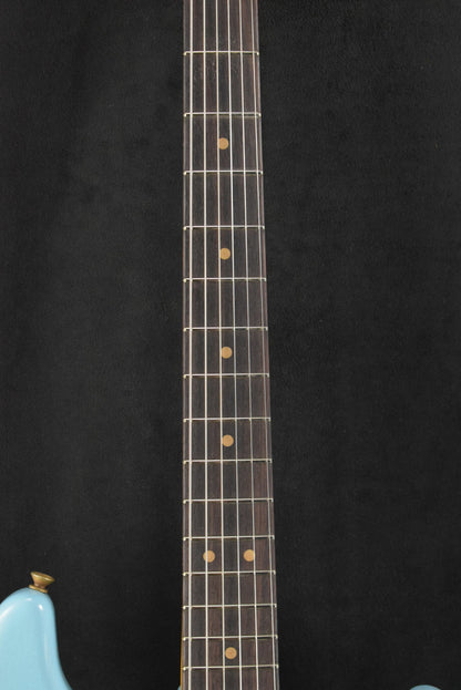 Fender Limited Edition 1964 L-Series Stratocaster Heavy Relic Aged Daphne Blue 3A Rosewood Fingerboard