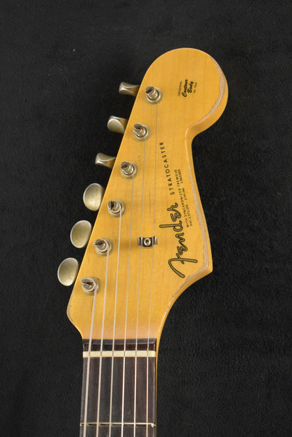 Fender Limited Edition 1964 L-Series Stratocaster Heavy Relic Aged Daphne Blue 3A Rosewood Fingerboard