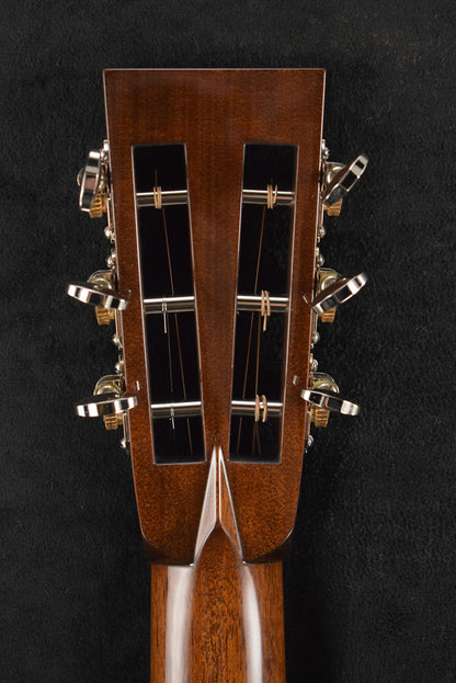 Collings 002H T 12-Fret 00 Traditional Natural