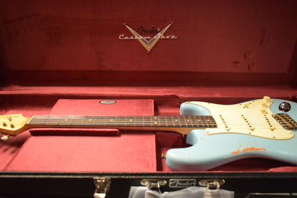 Fender Limited Edition 1964 L-Series Stratocaster Heavy Relic Aged Daphne Blue 3A Rosewood Fingerboard