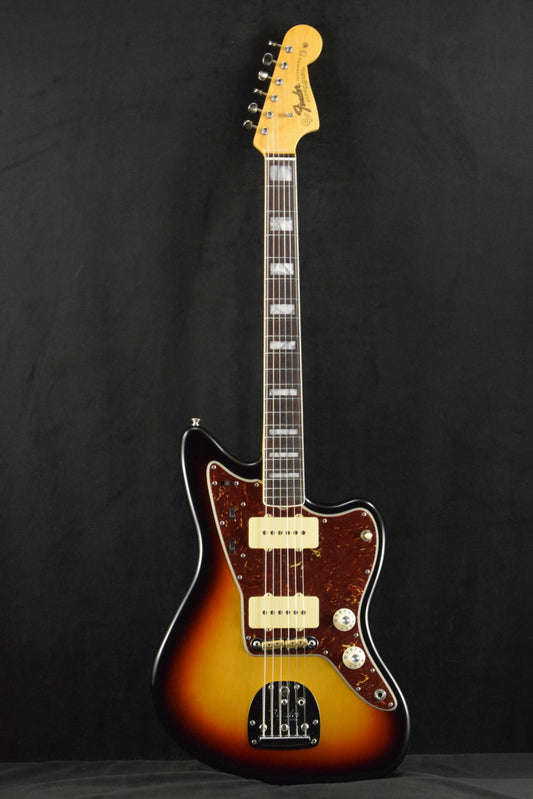 Fender 1967 Jazzmaster DLX Closet Classic 3-Color Sunburst 3A Rosewood Fingerboard