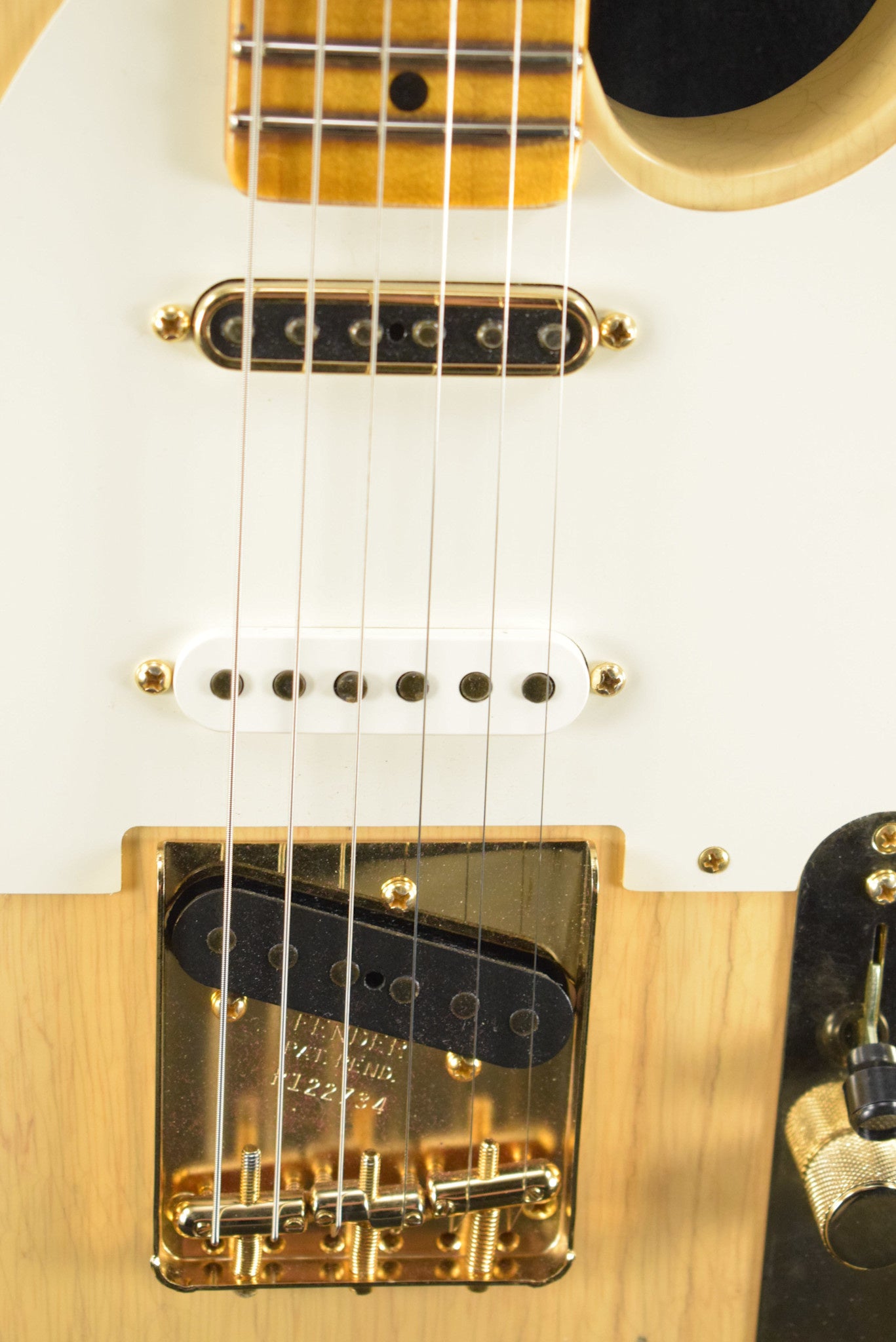 Fender Limited Edition Hotshot Telecaster Relic Aged Natural Blonde 1-Piece Quartersawn Maple Neck