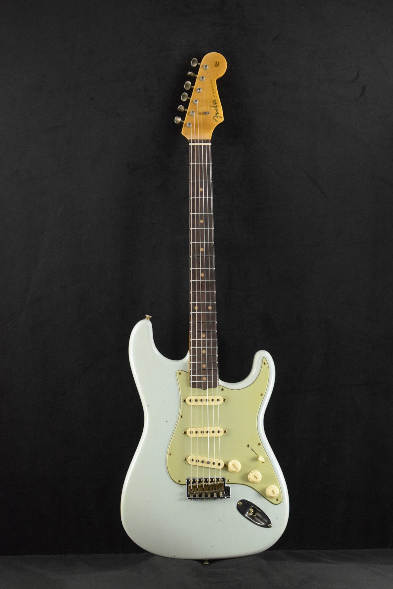 Fender 1959 Stratocaster Journeyman Relic Super Faded Aged Sonic Blue 3A Rosewood Fingerboard