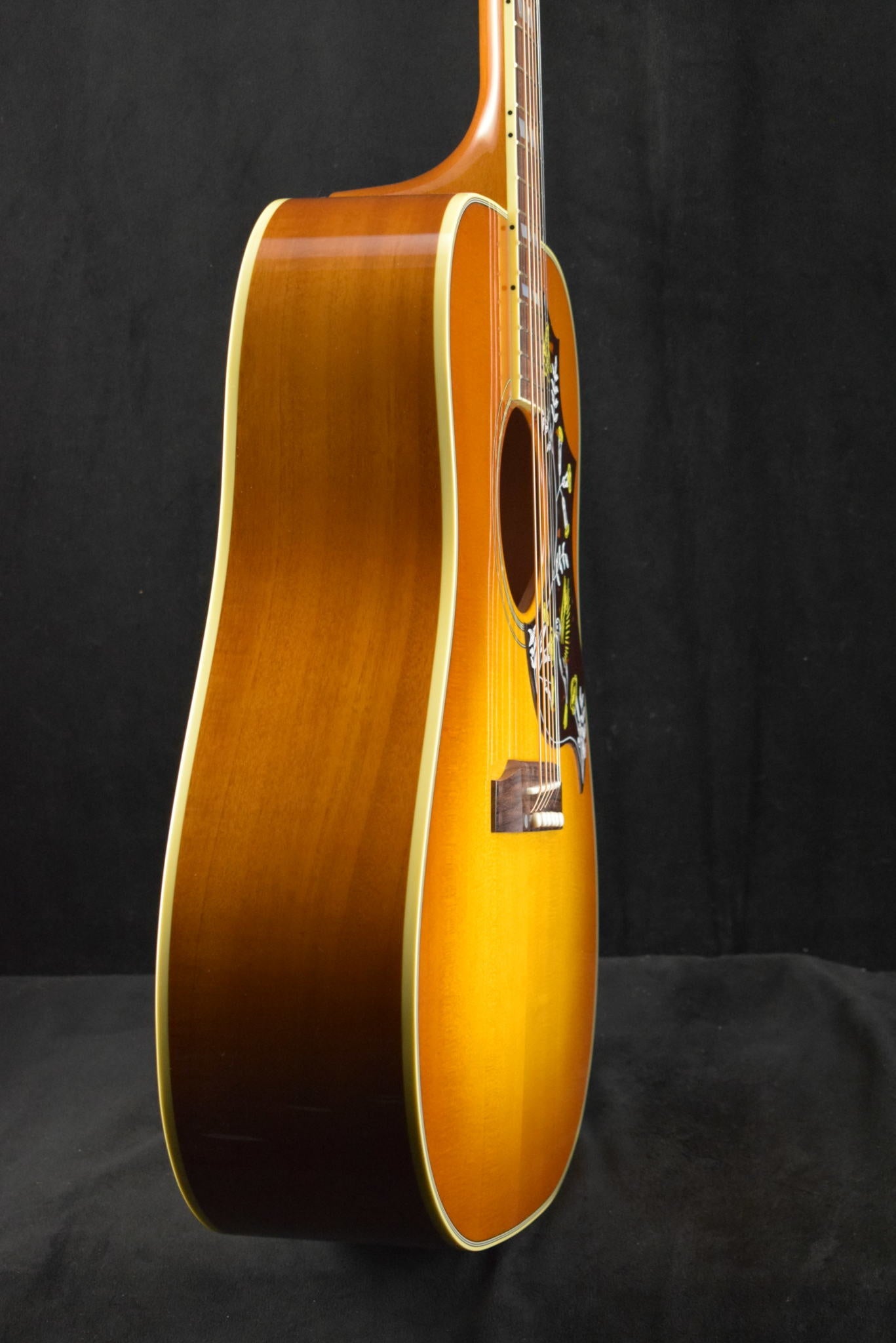 Gibson Hummingbird Original Heritage Cherry Sunburst