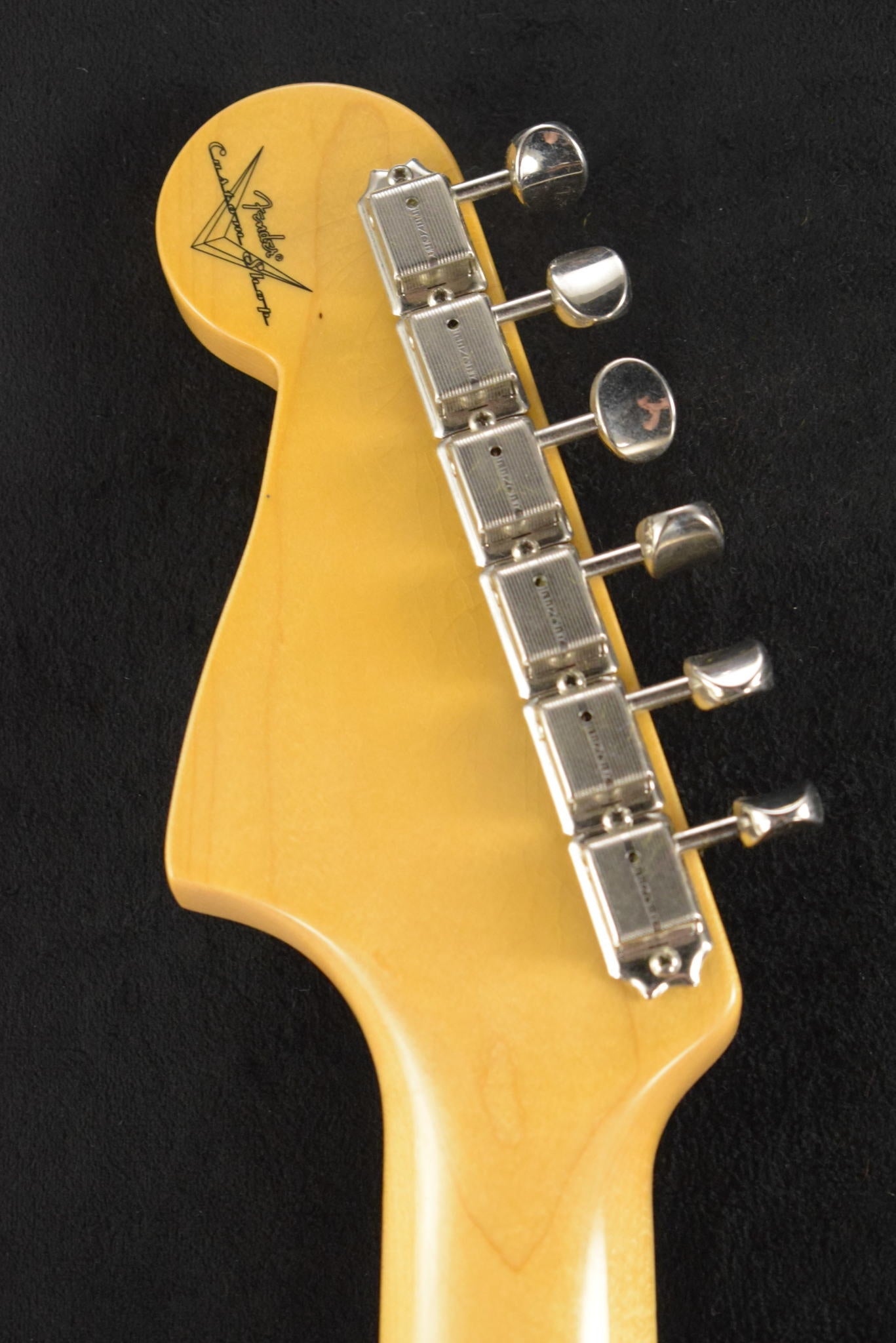 Fender 1967 Jazzmaster DLX Closet Classic 3-Color Sunburst 3A Rosewood Fingerboard