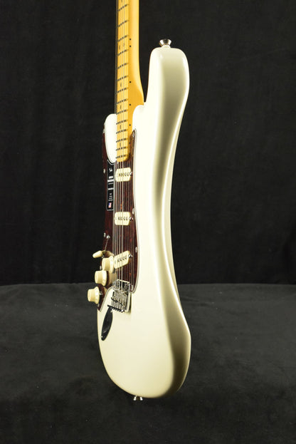 Fender American Professional II Stratocaster Left-Hand MN Olympic White