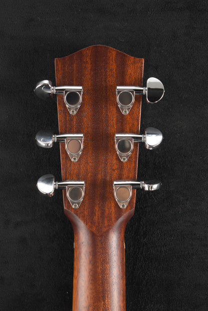 Eastman AC122-2CE Cedar Top Acoustic Electric Grand Auditorium Natural Truetone Satin