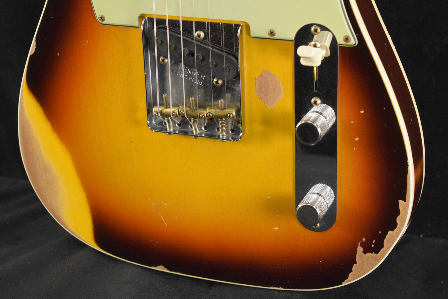 Fender 1960 Telecaster Custom Heavy Relic Super Faded Aged Chocolate 3-Color Sunburst 3A Rosewood Fingerboard