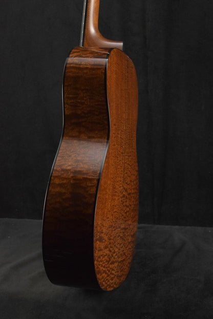 Martin Custom Shop 000/OM Auditorium Quilted Pommele Sapele Sitka Spruce VTS Natural