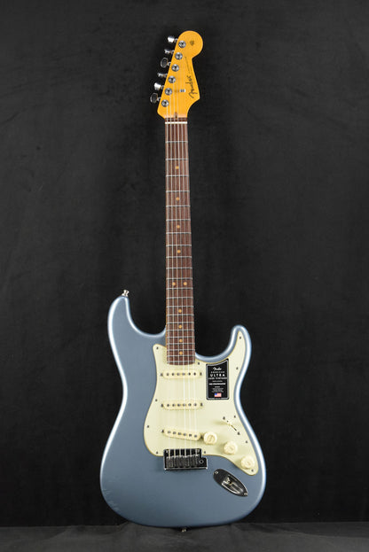 Fender American Ultra Luxe Vintage '60s Stratocaster Ice Blue Metallic Rosewood Fingerboard
