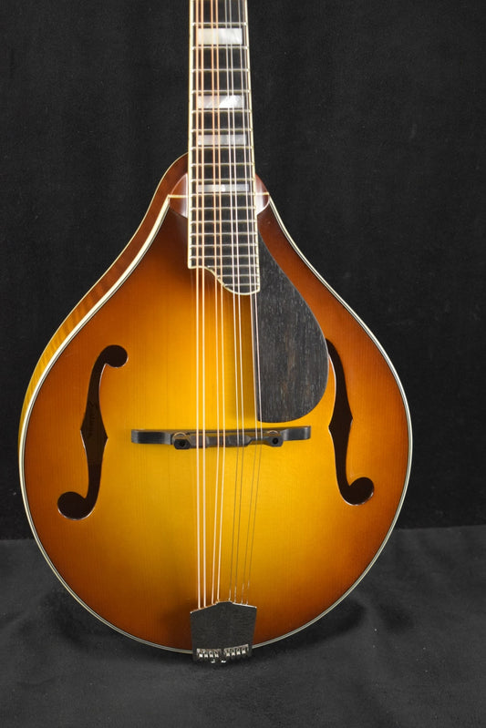 Eastman MD605-GB A-Style F-Hole Electric Mandolin Goldburst