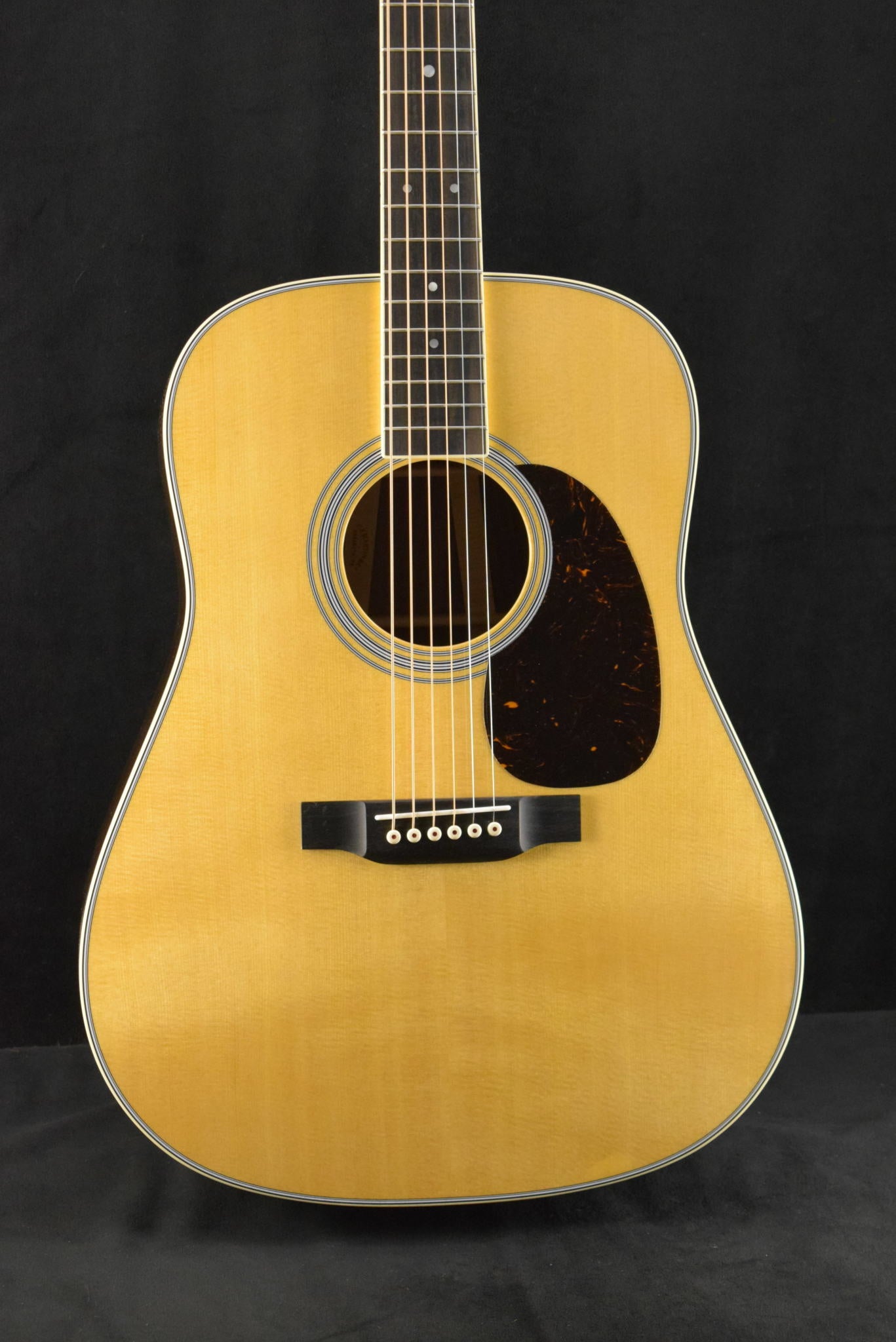 Martin D-35 Natural