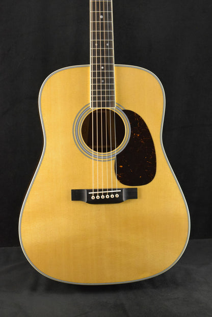 Martin D-35 Natural